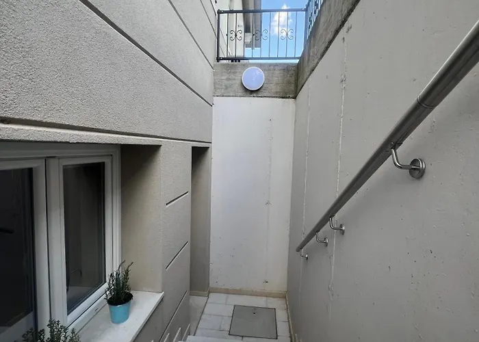 Blu House Relax E Stile Dossobuono